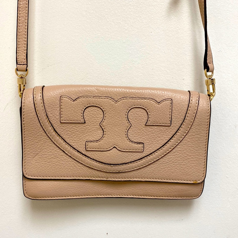 Tory Burch pink blush color lightly used. No rips or stains. cute w millersandal